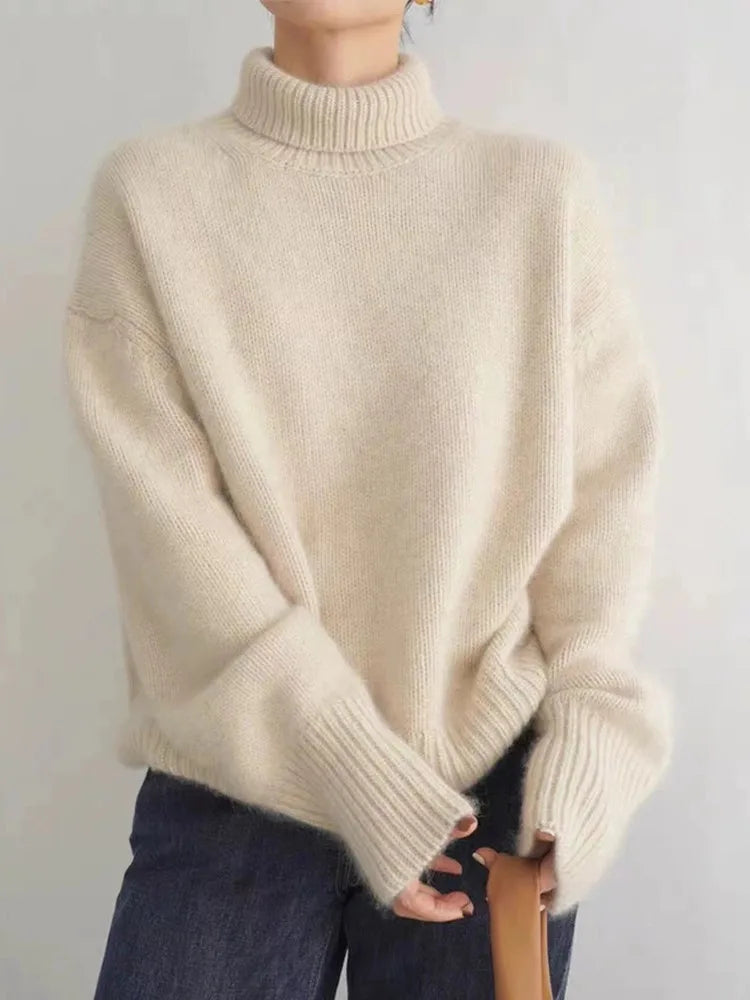 Lia | Luxe Turtleneck Sweater